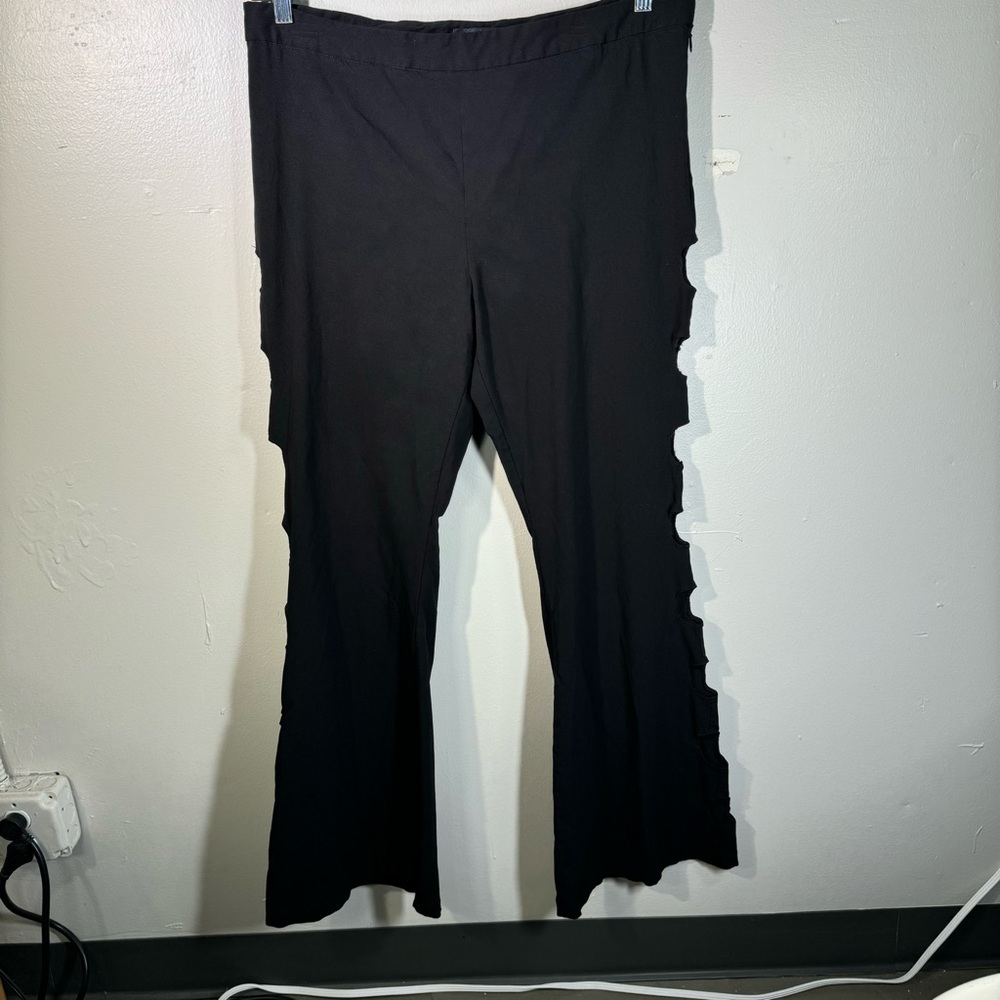 DOLLSKILL CURRENT MOOD cut out side stretch pants flare plus size1X gothic XXL
